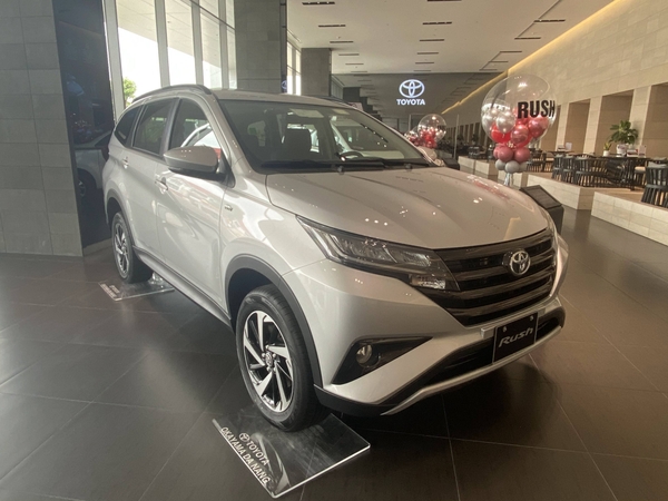 Toyota Rush 2022 giá lăn bánh ưu đãi 032023